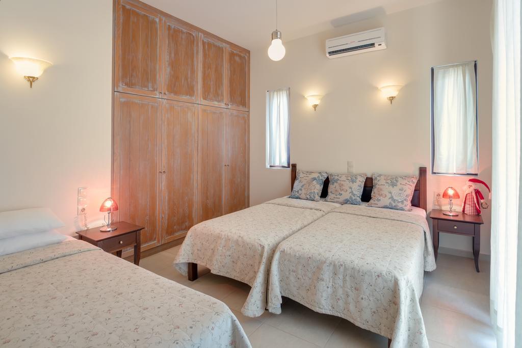 Sea Views At Villa Anemomylos With Heated Pool, Ping Pong And Tennis Agia Pelagia Стая снимка