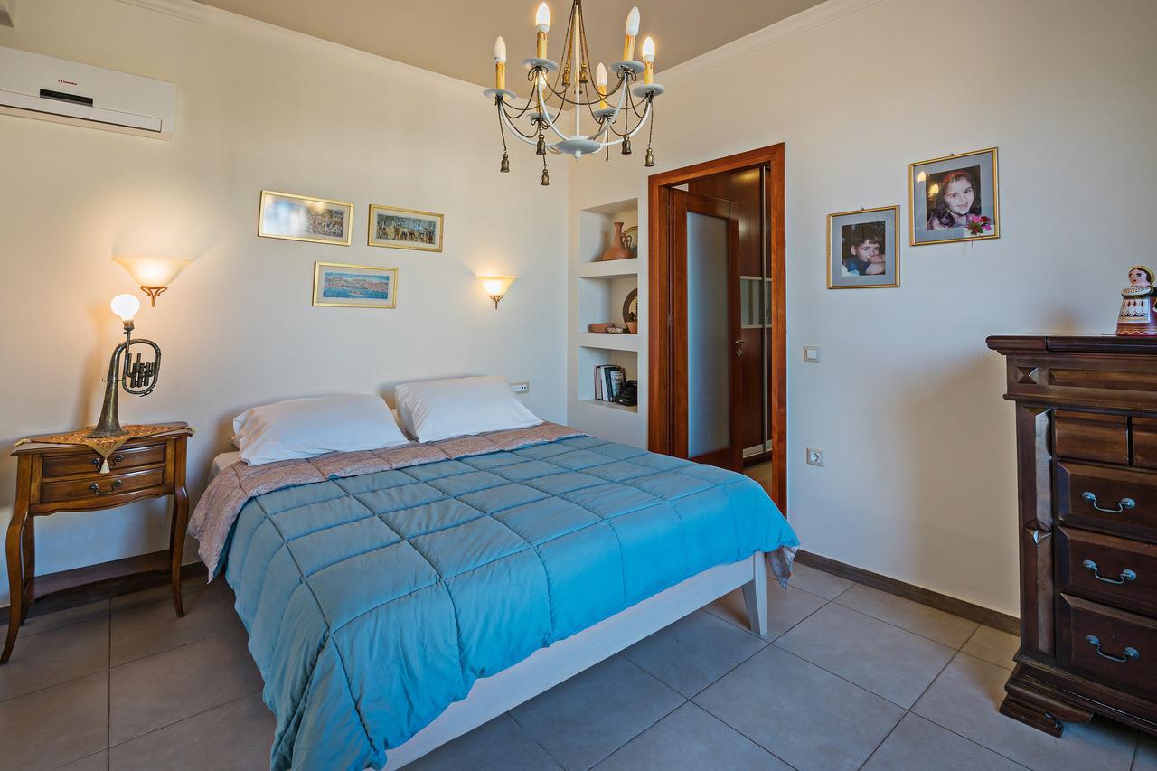 Sea Views At Villa Anemomylos With Heated Pool, Ping Pong And Tennis Agia Pelagia Екстериор снимка